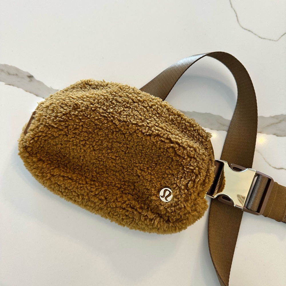 lululemon athletica Brown Sherpa Belt Bag